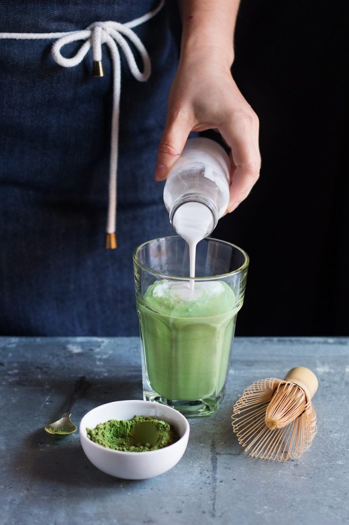 Matcha et boissons florales : découvrez leurs vertus pour le corps et l’esprit matcha latte, latte, matcha, drink, milk, matcha latte, matcha latte, matcha latte, matcha, matcha, matcha, matcha, matcha